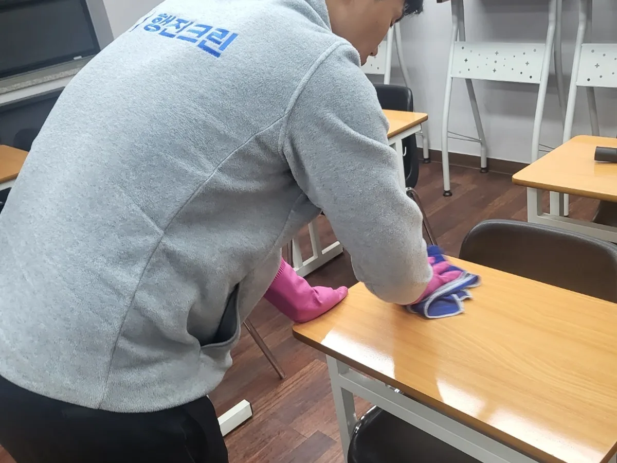 보성군 노동면 유치원 책걸상 교실 위생청소 사례 - 행진크린